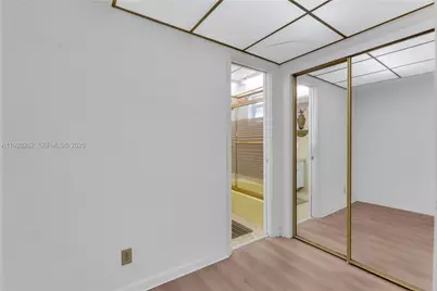 215 SE 3rd Ave #407B, Hallandale Beach, FL 33009 - Photo 15