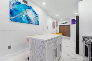 8822 NW 112th Terrace, Hialeah Gardens, FL 33018 - Photo 9