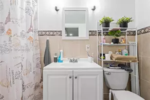 8822 NW 112th Terrace, Hialeah Gardens, FL 33018 - Photo 23