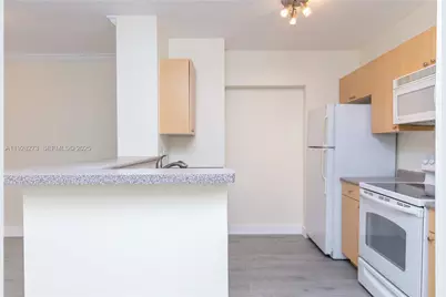 1919 Van Buren St #312A, Hollywood, FL 33020 - Photo 9
