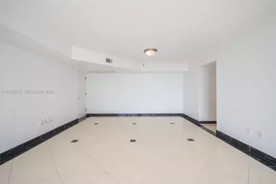 5900 Collins Ave #906, Miami Beach, FL 33140 - Photo 19