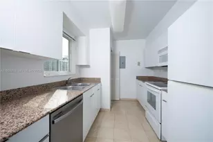 5900 Collins Ave, Miami Beach, FL 33140 - Photo 9