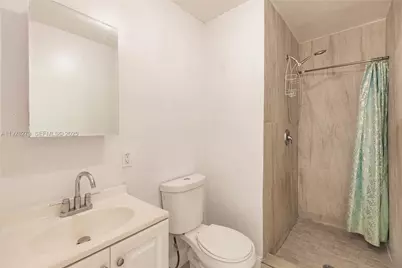 720 NW 38th Ave, Lauderhill, FL 33311 - Photo 25