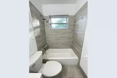 330 SW 19th St #4, Fort Lauderdale, FL 33315 - Photo 5