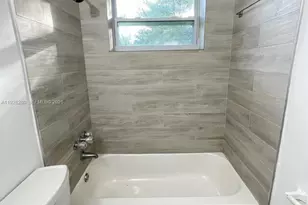 330 SW 19th St, Fort Lauderdale, FL 33315 - Photo 5