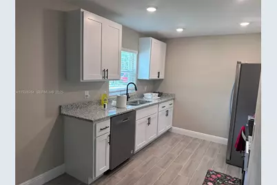 2102 South #0, Fort Myers, FL 33901 - Photo 9