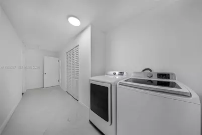 11390 NW 37th St, Coral Springs, FL 33065 - Photo 23