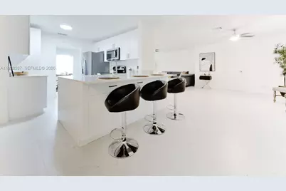 11390 NW 37th St, Coral Springs, FL 33065 - Photo 7