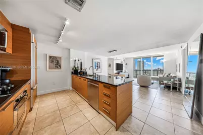50 Biscayne Blvd #3311, Miami, FL 33132 - Photo 3