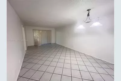 7820 S Colony Cir S #301, Tamarac, FL 33321 - Photo 3