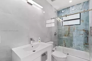 965 NE 171 St, Miami, FL 33162 - Photo 27