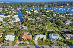 3804 SE Fairway E, Stuart, FL 34997 - Photo 5