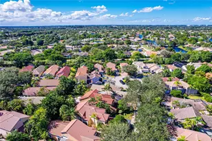 10132 NW 4th St, Plantation, FL 33324 - Photo 13