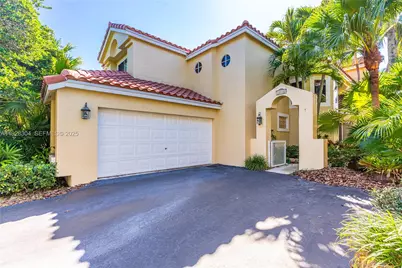 10132 NW 4th St, Plantation, FL 33324 - Photo 1
