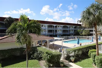 501 Blue Heron Dr #220-A, Hallandale Beach, FL 33009 - Photo 21
