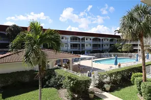501 Blue Heron Dr, Hallandale Beach, FL 33009 - Photo 21