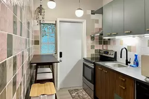 1571 Pennsylvania Ave, Miami Beach, FL 33139 - Photo 5