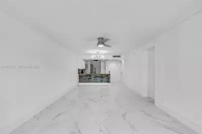 12 Royal Palm Way #103, Boca Raton, FL 33487 - Photo 9