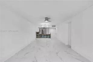 12 Royal Palm Way, Boca Raton, FL 33487 - Photo 9