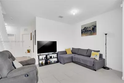 16266 SW 291st St, Homestead, FL 33033 - Photo 11