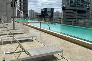 68 SE 6th St, Miami, FL 33131 - Photo 27