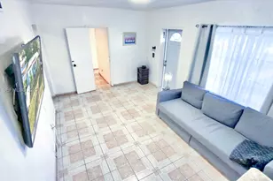 334 W 36th Terrace, Hialeah, FL 33012 - Photo 3