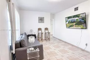 334 W 36th Terrace, Hialeah, FL 33012 - Photo 5