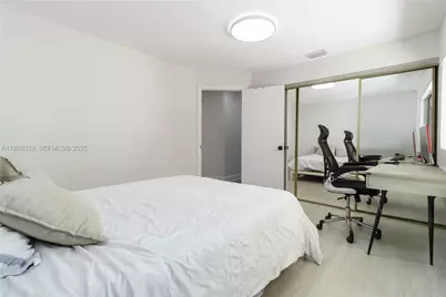 3475 Emerald Oaks Dr #1705, Hollywood, FL 33021 - Photo 15