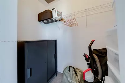 151 SE 1st St #3008, Miami, FL 33131 - Photo 15