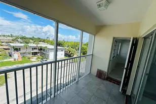 330 SE 2nd St, Hallandale Beach, FL 33009 - Photo 1