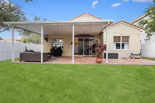 3712 NE 16th St, Homestead, FL 33033 - Photo 9