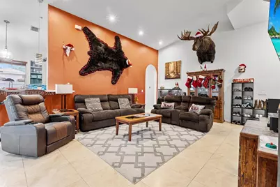 3712 NE 16th St, Homestead, FL 33033 - Photo 13