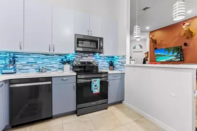 3712 NE 16th St, Homestead, FL 33033 - Photo 17