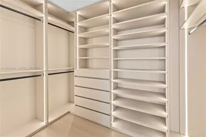 700 NE 24 St #2905, Miami, FL 33137 - Photo 15