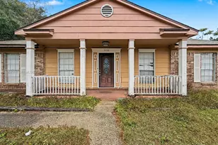 7150 Santa Barbara St, Other City - In The State Of Florida, FL 32526 - Photo 1