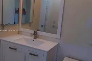 18324 NW 68, Hialeah, FL 33015 - Photo 7