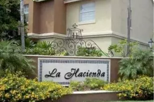 18324 NW 68, Hialeah, FL 33015 - Photo 13