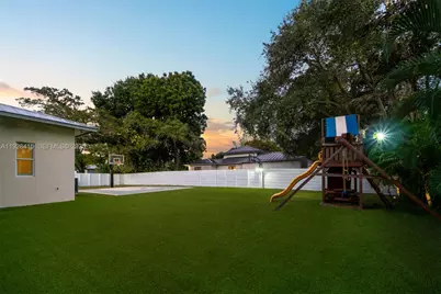 7222 SW 79th Ter, Miami, FL 33143 - Photo 43