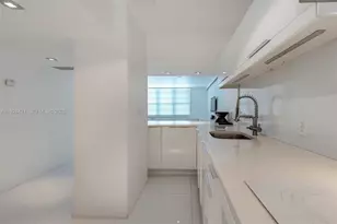 100 Lincoln Rd, Miami Beach, FL 33139 - Photo 9