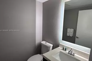 17375 Collins Ave, Sunny Isles Beach, FL 33160 - Photo 23