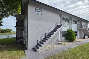 13231 SW 17th Ln, Miami, FL 33175 - Photo 15