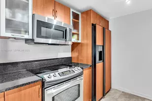 18800 NE 29th Ave, Aventura, FL 33180 - Photo 5