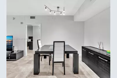 18800 NE 29th Ave #822, Aventura, FL 33180 - Photo 9