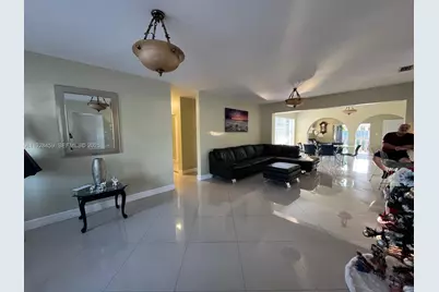 3520 SW 104th Ave #-, Miami, FL 33165 - Photo 9