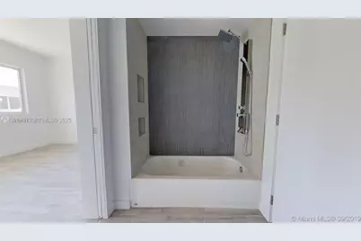 [Address not provided], Miami Beach, FL 33141 - Photo 15