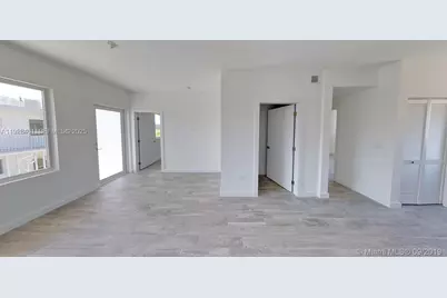 [Address not provided], Miami Beach, FL 33141 - Photo 7
