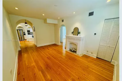 3224 Biscayne Blvd #2F, Miami, FL 33137 - Photo 1