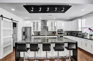 1525 W Lacosta Dr W, Pembroke Pines, FL 33027 - Photo 15