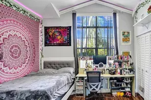 1525 W Lacosta Dr W, Pembroke Pines, FL 33027 - Photo 29