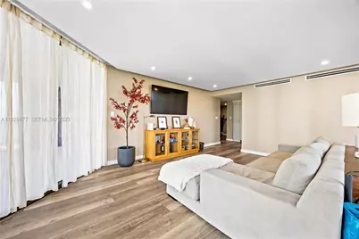 1915 Brickell Ave #1001, Miami, FL 33129 - Photo 7